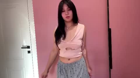 Snapshot of serinafaw chatting on June 27, 12:22 pm Mira online show from June 27, 12:22 pm