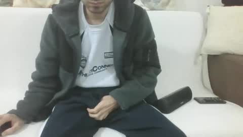 Snapshot of sero98313230 chatting on March 30, 9:10 am sero98313230 online show from March 30, 9:10 am