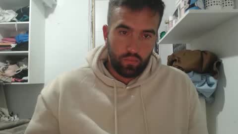 Snapshot of serpent_sexy chatting on March 15, 9:54 pm serpent_sexy online show from March 15, 9:54 pm