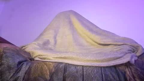 Snapshot of serquass chatting on March 6, 8:27 pm JENDRA HERE YOUR PERSONAL HOST FOR LIVED SELF-LOVE online show from March 6, 8:27 pm