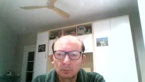 Snapshot of serrano49 chatting on September 9, 1:38 am serrano49 online show from September 9, 1:38 am