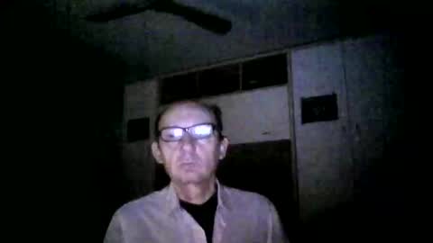 Snapshot of serrano49 chatting on April 1, 3:51 am serrano49 online show from April 1, 3:51 am