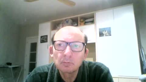 Snapshot of serrano49 chatting on April 15, 2:18 am serrano49 online show from April 15, 2:18 am