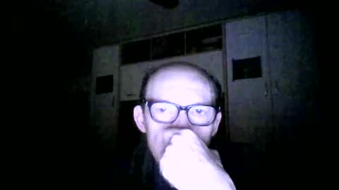 Snapshot of serrano49 chatting on April 21, 2:26 am serrano49 online show from April 21, 2:26 am