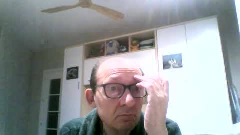 Snapshot of serrano49 chatting on April 25, 2:58 am serrano49 online show from April 25, 2:58 am