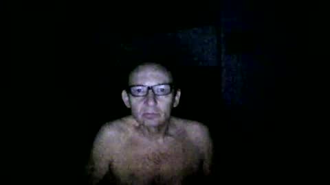 Snapshot of serrano49 chatting on May 10, 1:11 am serrano49 online show from May 10, 1:11 am