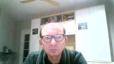 Snapshot of serrano49 chatting on May 14, 2:51 am serrano49 online show from May 14, 2:51 am