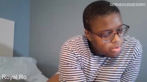 Snapshot of servegoddessro chatting on January 7, 6:54 pm servegoddessro online show from January 7, 6:54 pm