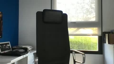 sesamechris92 online show from October 7, 4:15 pm