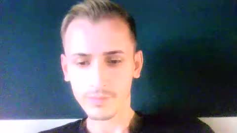 Snapshot of sesinha69 chatting on November 2, 1:13 pm Sesinha online show from November 2, 1:13 pm
