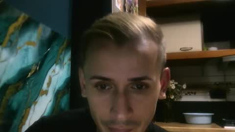 Snapshot of sesinha69 chatting on November 6, 8:32 pm Sesinha online show from November 6, 8:32 pm