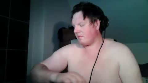 Snapshot of setcuna chatting on February 28, 8:32 pm setcuna online show from February 28, 8:32 pm