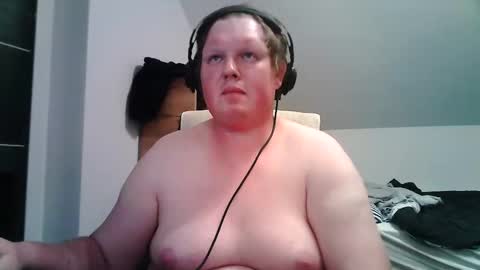 Snapshot of setcuna chatting on March 11, 9:54 pm setcuna online show from March 11, 9:54 pm