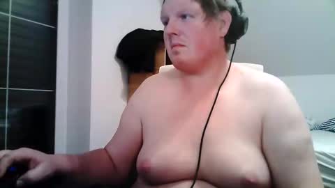 Snapshot of setcuna chatting on March 15, 7:09 pm setcuna online show from March 15, 7:09 pm