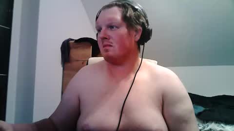 Snapshot of setcuna chatting on March 20, 9:30 pm setcuna online show from March 20, 9:30 pm