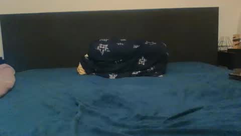 Snapshot of seth36272430 chatting on December 19, 1:40 pm seth36272430 online show from December 19, 1:40 pm