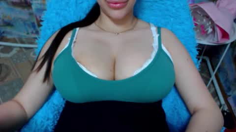 seu_cute online show from October 15, 12:27 pm