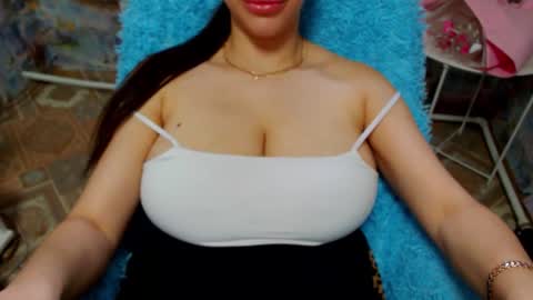 seu_cute online show from November 18, 7:24 am