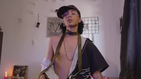 Alexis online show from July 12, 9:28 pm