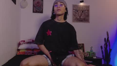 Alexis online show from August 6, 2:02 am