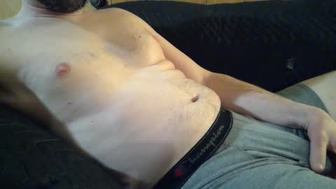 Snapshot of sevenxpointxfive chatting on February 10, 6:09 am sevenXpointXfive online show from February 10, 6:09 am