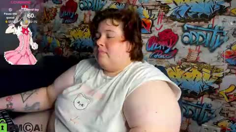 Snapshot of sew_sunny chatting on June 29, 9:15 am Sew online show from June 29, 9:15 am