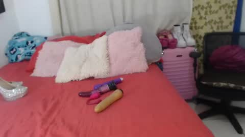 Karol y antony online show from February 22, 7:45 am