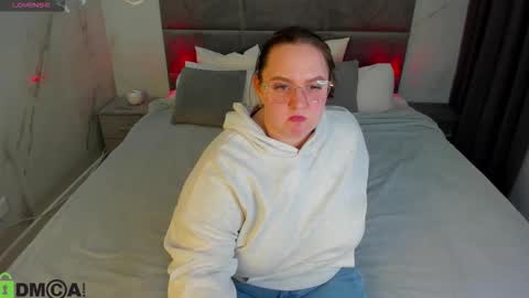 Snapshot of sex_puma chatting on November 17, 5:08 pm sex_puma online show from November 17, 5:08 pm