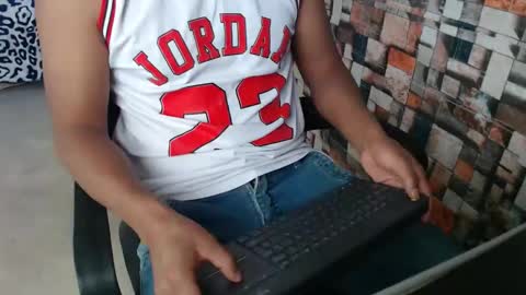 arnold online show from November 4, 9:25 pm