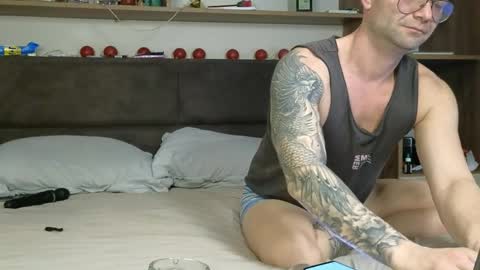 JackAdelaide online show from May 9, 11:43 pm