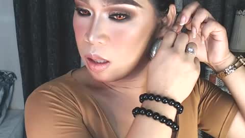 Snapshot of sexdrivezebbianax chatting on June 9, 7:03 pm sexdrivezebbianax online show from June 9, 7:03 pm