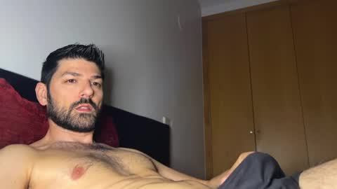 Snapshot of sexfriendch chatting on April 2, 9:18 am Lucenzo online show from April 2, 9:18 am