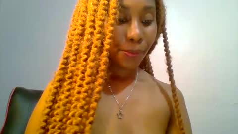 Maggie online show from January 29, 3:01 am