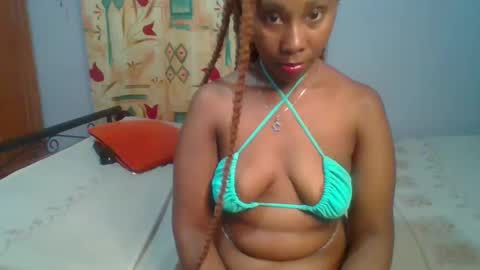 Maggie online show from February 4, 4:29 pm