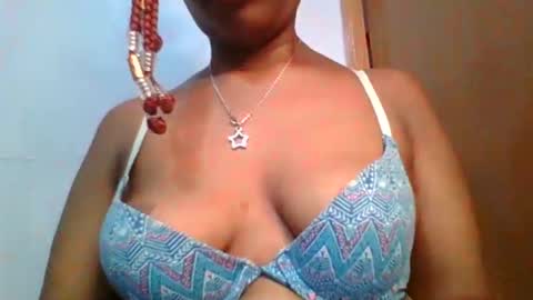 Maggie online show from February 15, 10:00 am