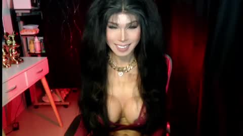 Snapshot of sexiest_asiants chatting on July 3, 11:44 pm nicole online show from July 3, 11:44 pm