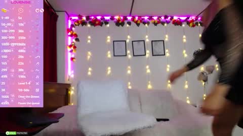 Lili online show from March 28, 6:18 pm