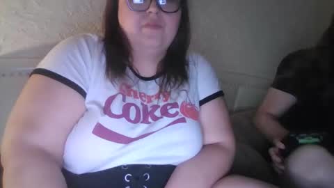 sexiicouple4u69 online show from February 24, 11:08 am