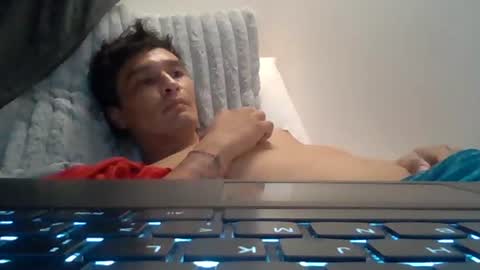 Snapshot of sexiiisenseiii chatting on January 13, 11:04 am dankdiggler online show from January 13, 11:04 am