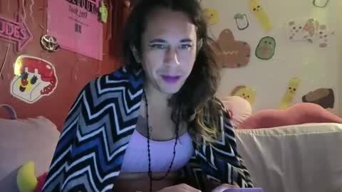 Snapshot of sexiwhiskey699 chatting on May 1, 7:07 pm sexiwhiskey699 online show from May 1, 7:07 pm