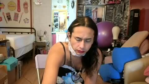 Snapshot of sexiwhiskey699 chatting on June 11, 9:24 pm sexiwhiskey699 online show from June 11, 9:24 pm