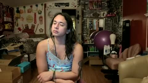 Snapshot of sexiwhiskey699 chatting on June 19, 9:24 am sexiwhiskey699 online show from June 19, 9:24 am