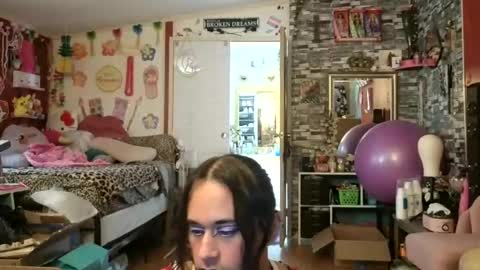 Snapshot of sexiwhiskey699 chatting on June 21, 10:12 pm sexiwhiskey699 online show from June 21, 10:12 pm