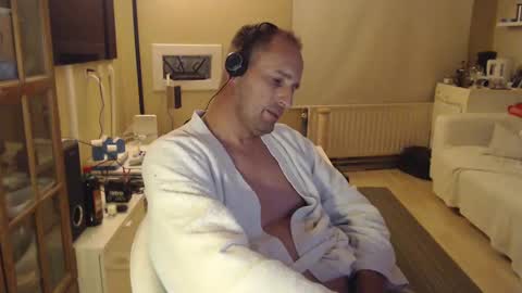 Snapshot of sexlobo1 chatting on January 14, 5:30 am Sexlobo online show from January 14, 5:30 am
