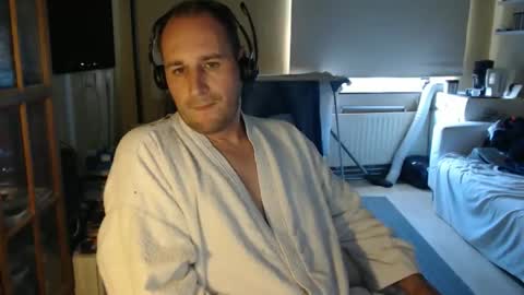 Snapshot of sexlobo1 chatting on March 2, 2:10 pm Sexlobo online show from March 2, 2:10 pm