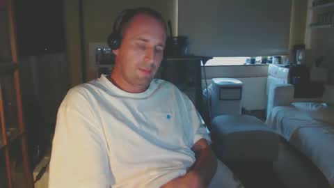 Snapshot of sexlobo1 chatting on September 25, 5:05 pm Sexlobo online show from September 25, 5:05 pm