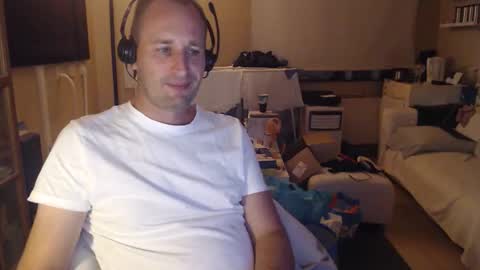 Snapshot of sexlobo1 chatting on October 2, 6:26 pm Sexlobo online show from October 2, 6:26 pm