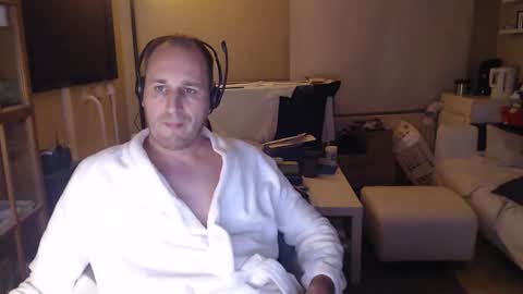 Snapshot of sexlobo1 chatting on January 10, 7:59 pm Sexlobo online show from January 10, 7:59 pm