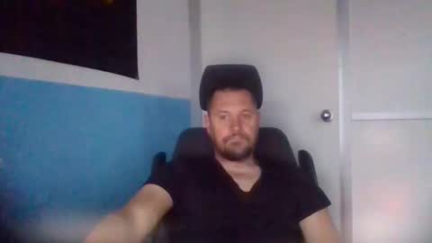 sexoatope79 online show from March 26, 7:14 am