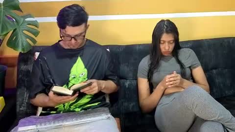 KhidaMilo online show from November 23, 10:31 pm